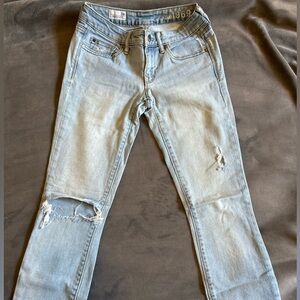 GAP Light Blue Distressed Women Jeans